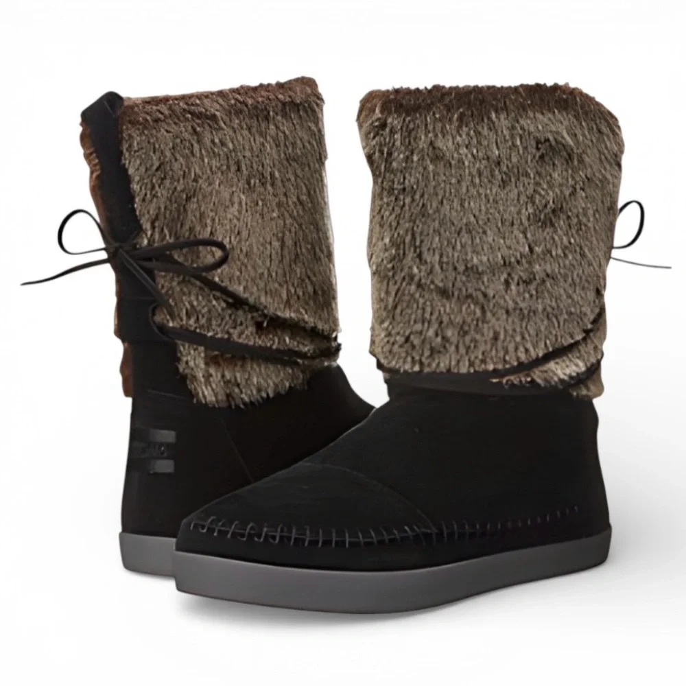 TOMS Nepal Black Suede Faux Fur Moccasin Boot Size 10